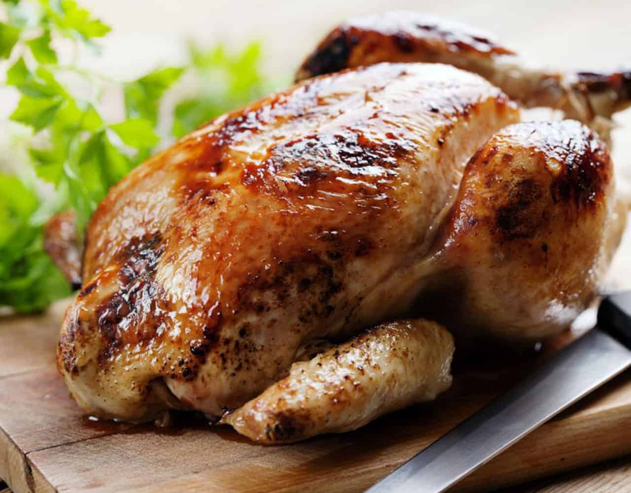 Απλή γέμιση για κοτόπουλο που θα σας ζητάνε και τρίτο πιάτο!