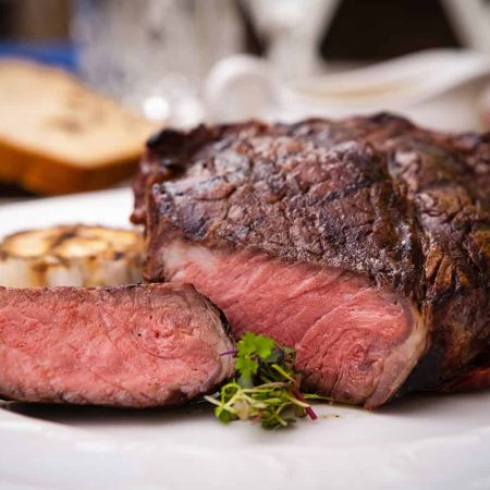 Entrecote: Τι είναι & πώς μαγειρεύεται αυτή η ξεχωριστή μπριζόλα;